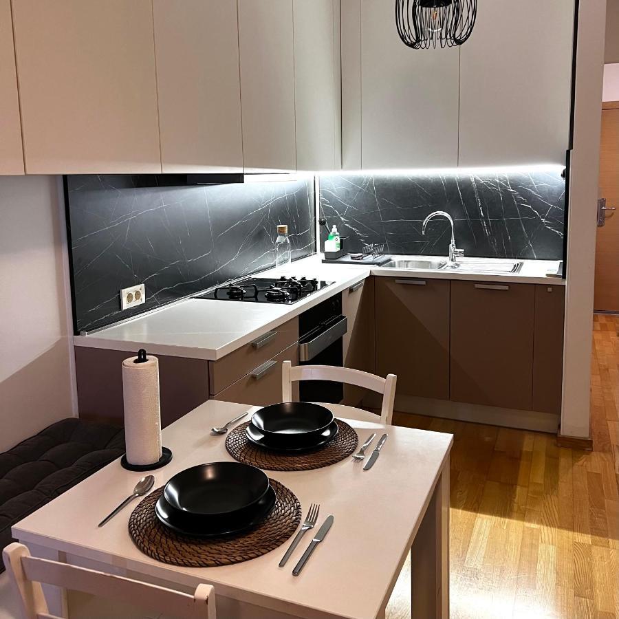 Maestral Living Studio Apartment Ζάγκρεμπ Εξωτερικό φωτογραφία